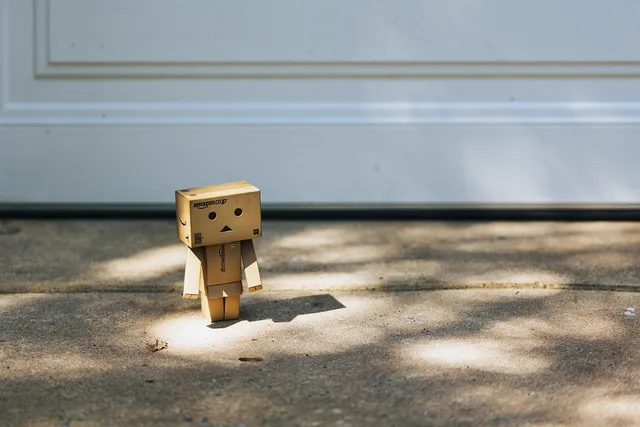 robot, light, shadow, thinking, robot, robot, robot, robot, robot, thinking, thinking. How to run a subscription commerce ninety day plan without guesswork