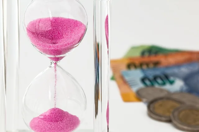 hourglass, money, time, investment, currency, finance, economic, risk, cash, business, economy, wealth, savings, investing, financing, banking, growth, profit, income, return on investment, revenue, strategy, patience, patient, wait, time value of money, time is money, invest, interest, investor, earnings, deposit, coin, save, asset, planning, time management, money, money, investment, investment, patience, patience, patience, patience, patience, investor, time management. When to rewrite your subscription commerce strategy and rebuild the numbers